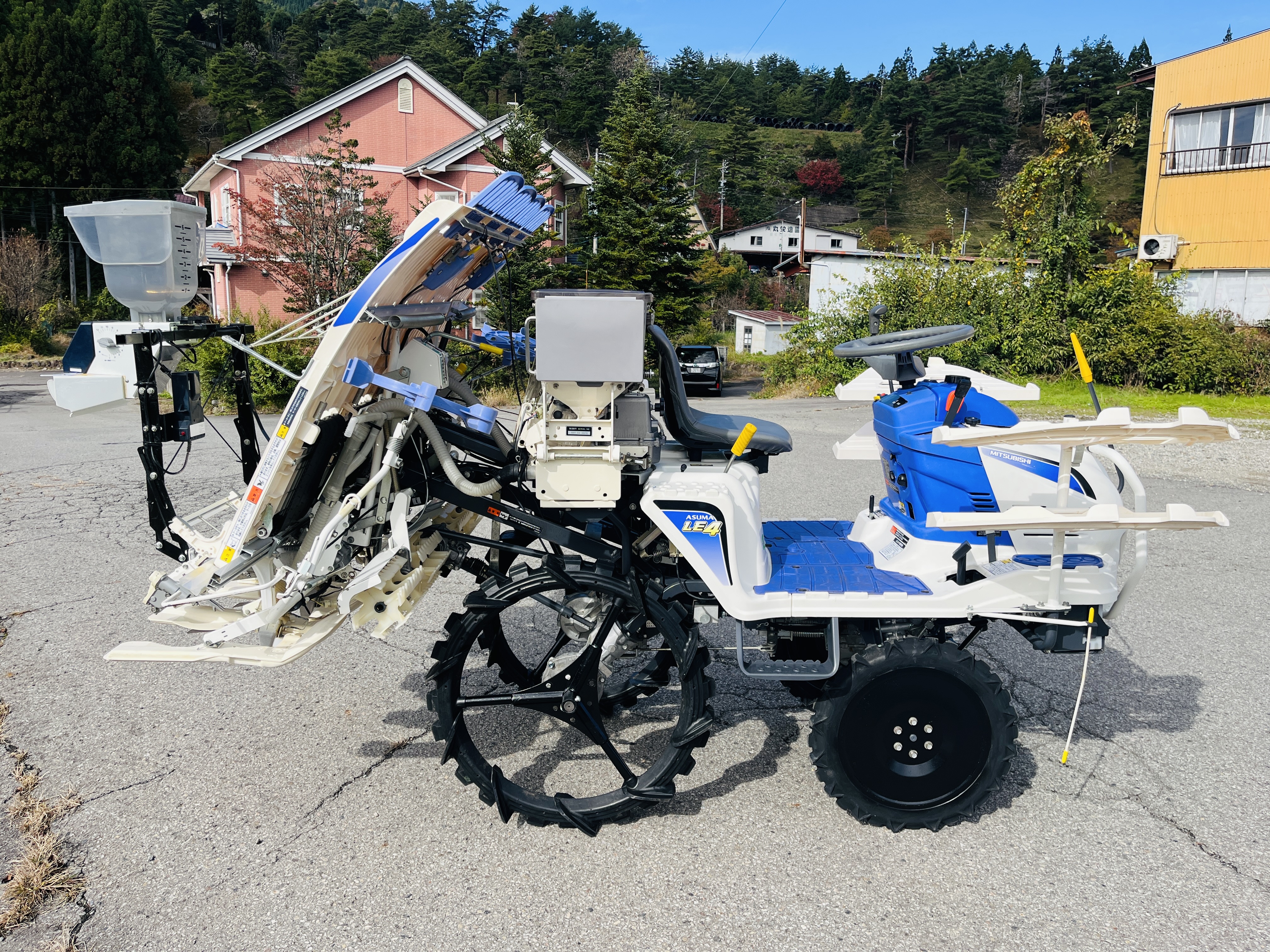 三菱マヒンドラ農機 中古田植機 LE4の商品画像6