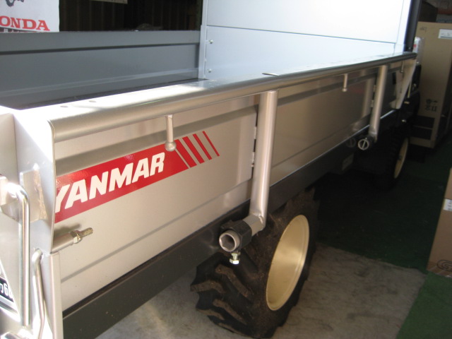 ヤンマー 中古運搬機 FG-190SXの商品画像5