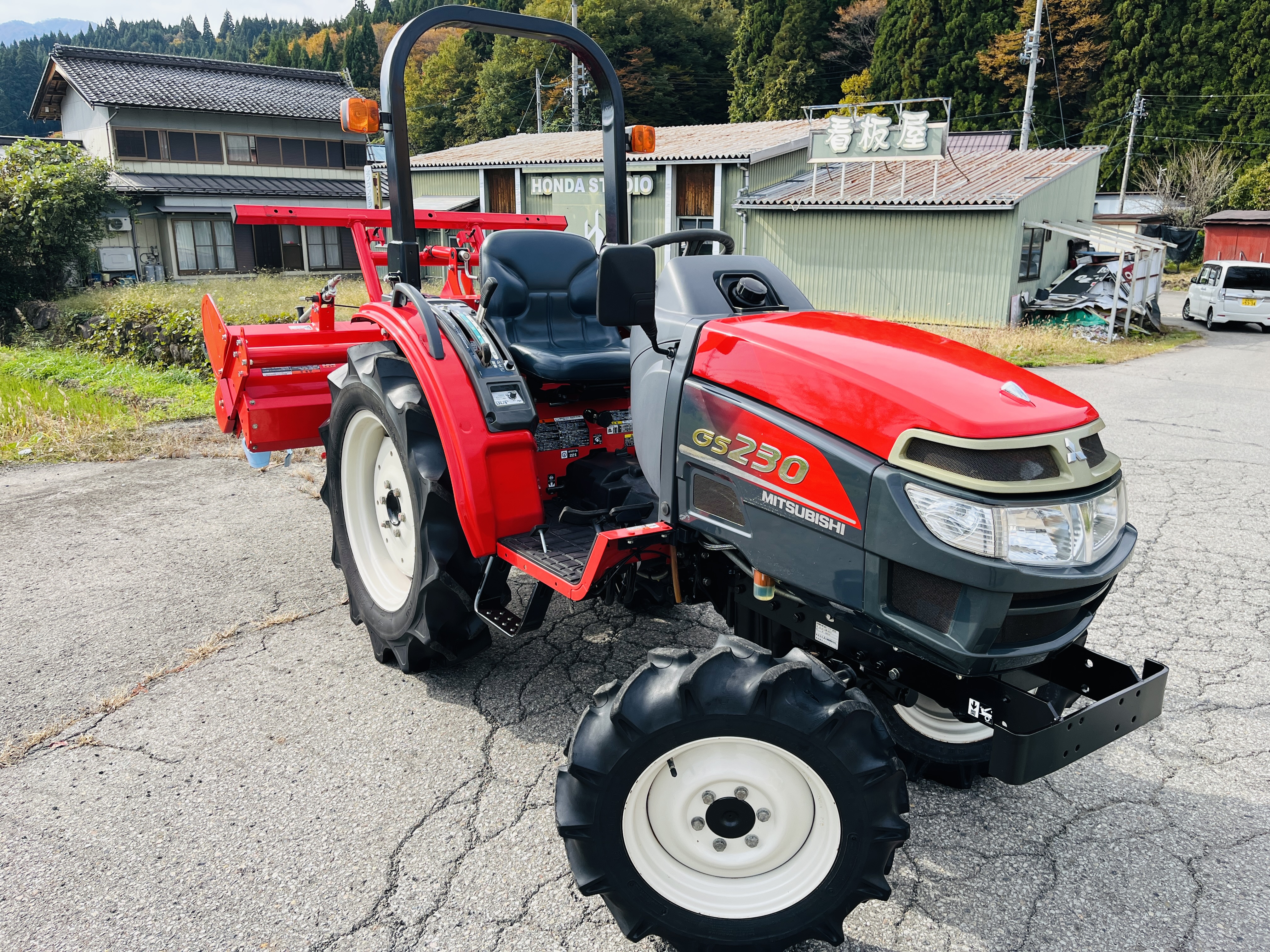 三菱マヒンドラ農機 中古トラクター GS230の商品画像2