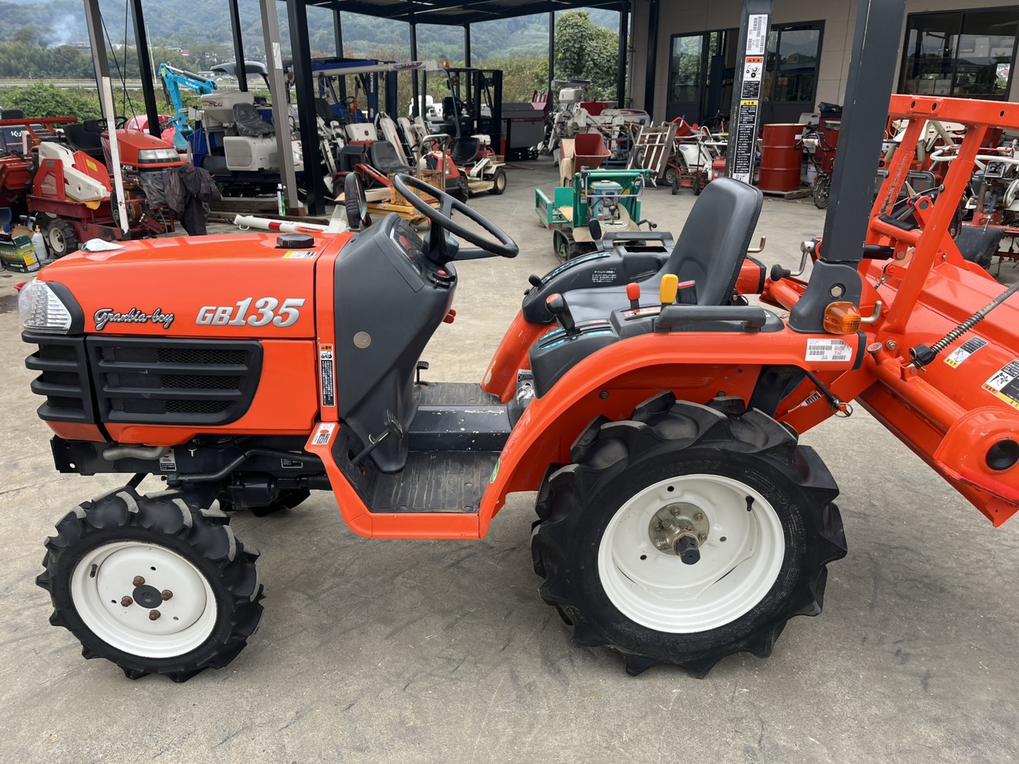 クボタ 中古トラクター JB13BSMAの商品画像2