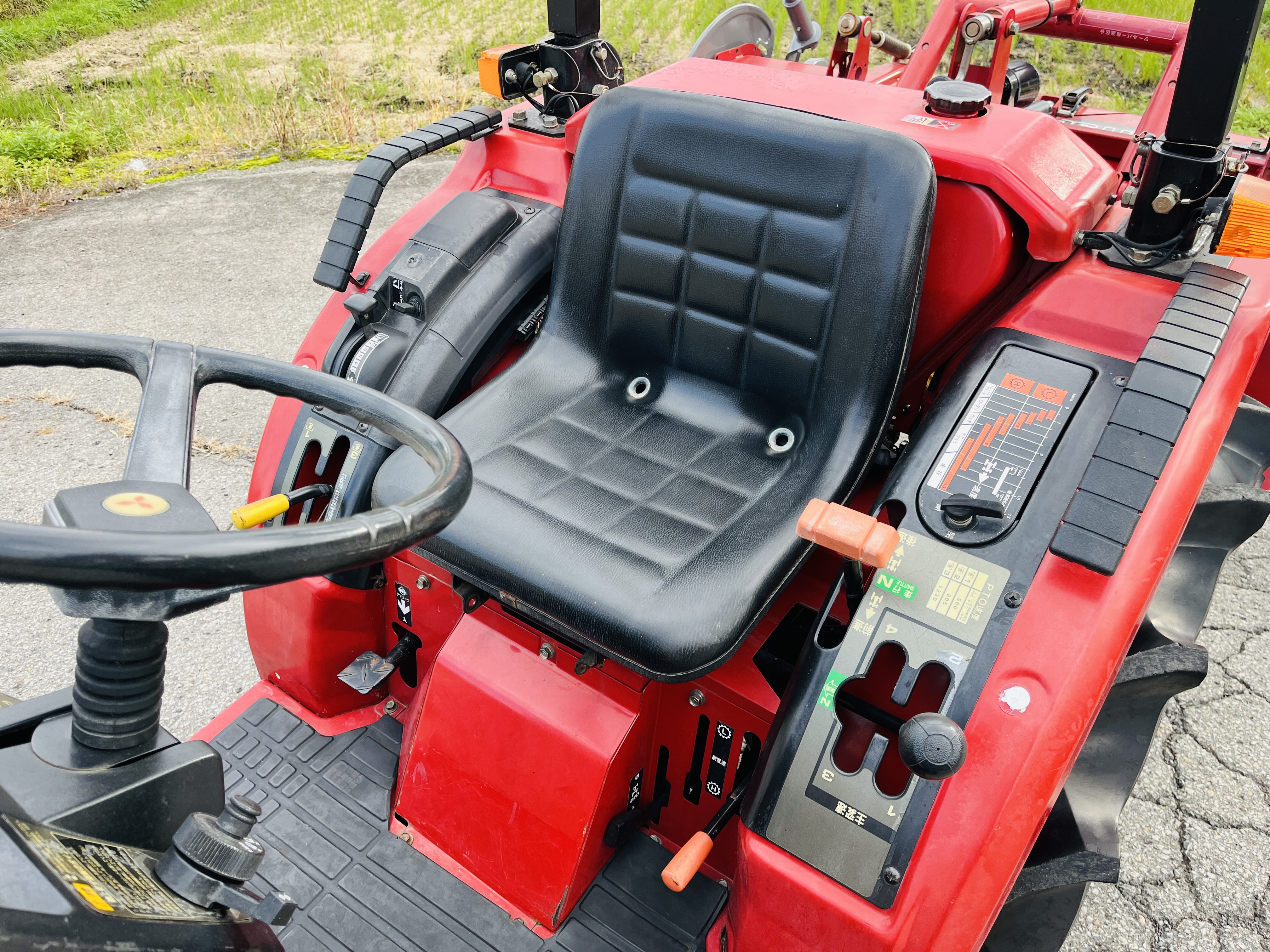 三菱マヒンドラ農機 中古トラクター MT205の商品画像7