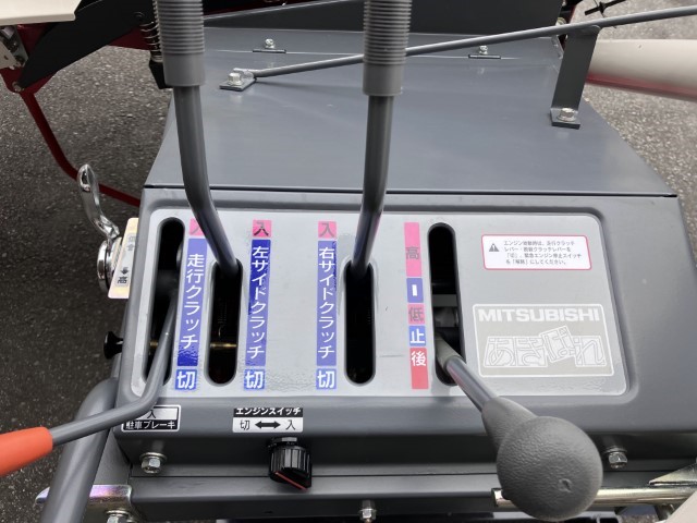 三菱マヒンドラ農機 中古ハーベスター MH76（700160）の商品画像5