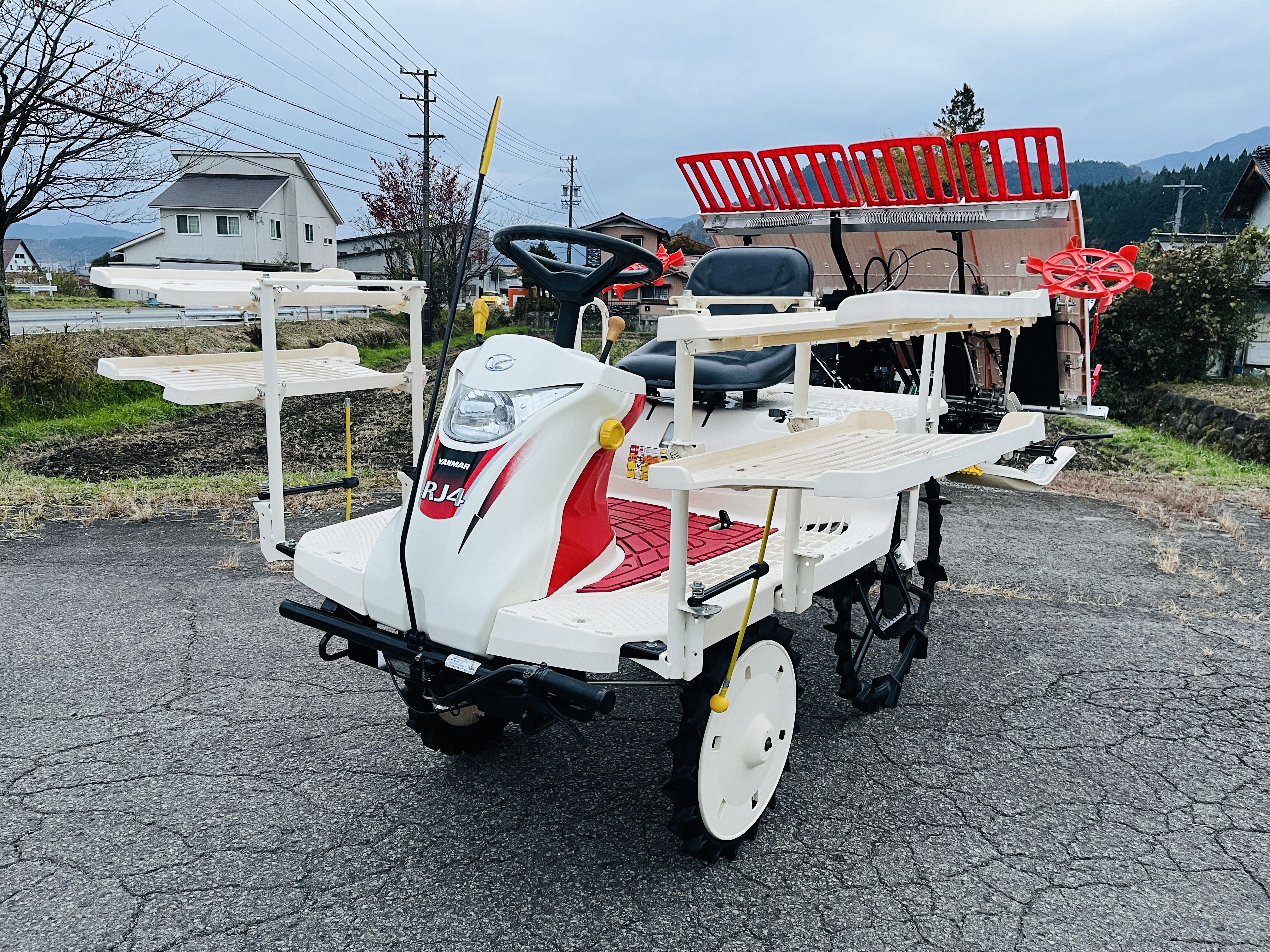 ヤンマー 中古田植機 RJ4の商品画像1