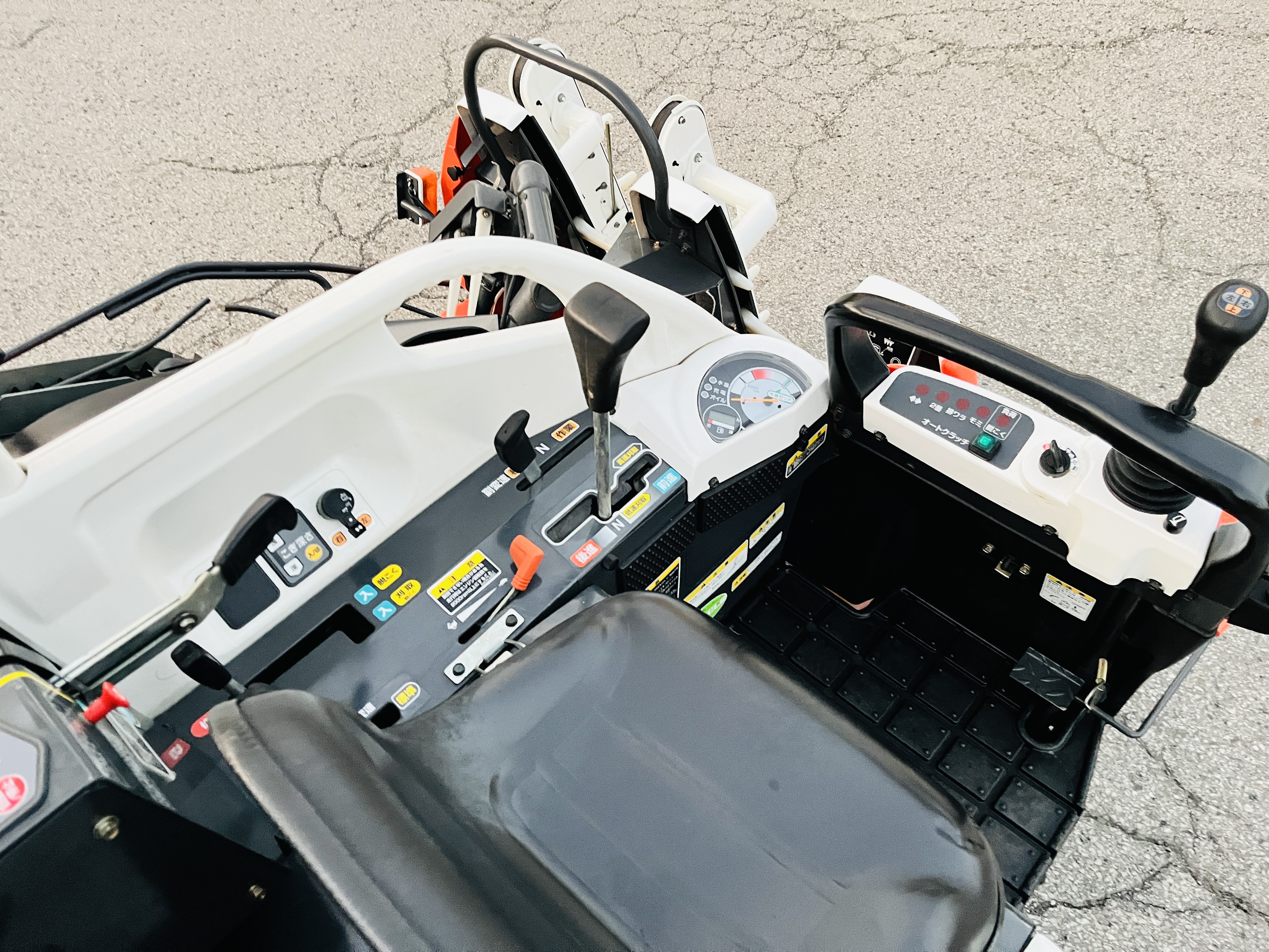 クボタ 中古コンバイン ARN320-GDXWの商品画像8