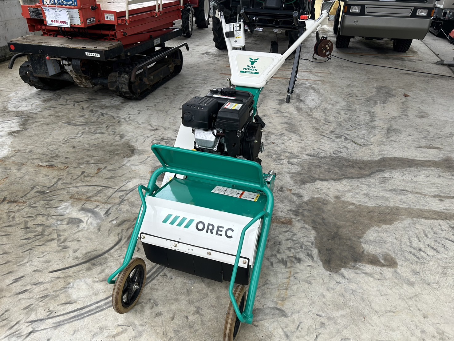 オーレック 中古草刈機 HR402の商品画像1