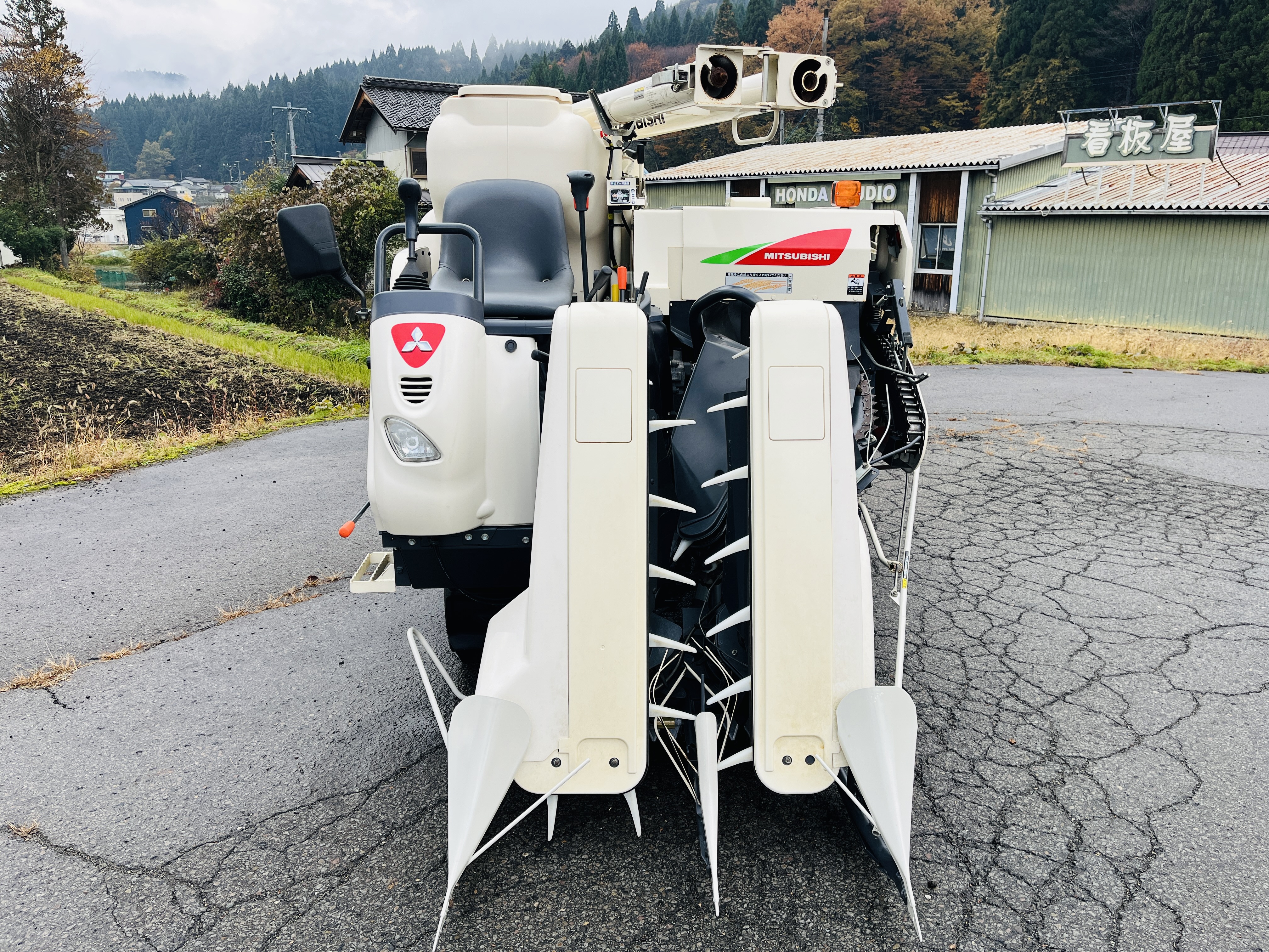 三菱マヒンドラ農機 中古コンバイン V217Gの商品画像3