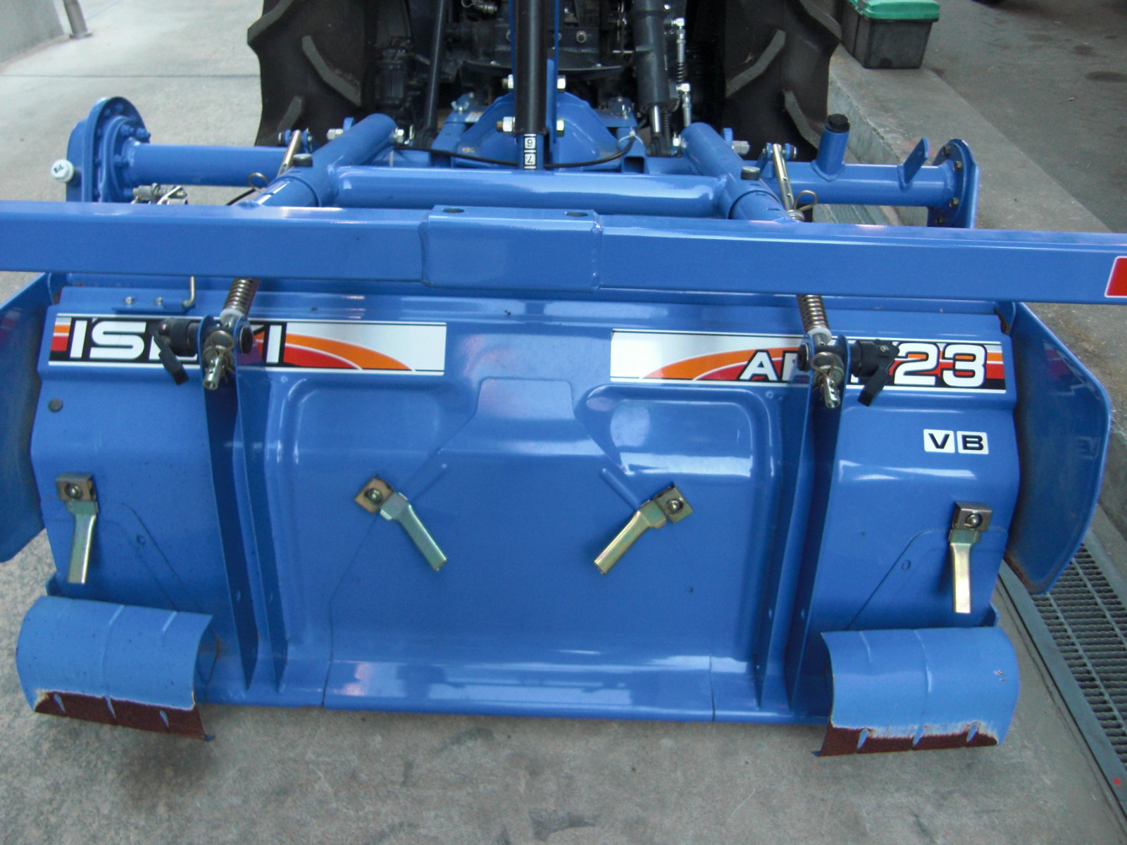 イセキ 中古トラクター TM16-KXZA2V　小型フル装備　！　低アワー機　！の商品画像8