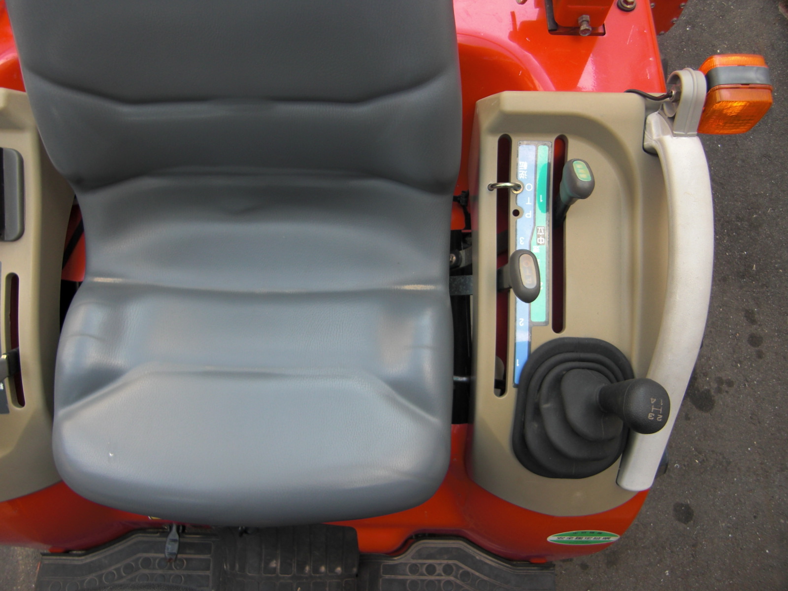 ヤンマー 中古トラクター AF120-VPUS5の商品画像5