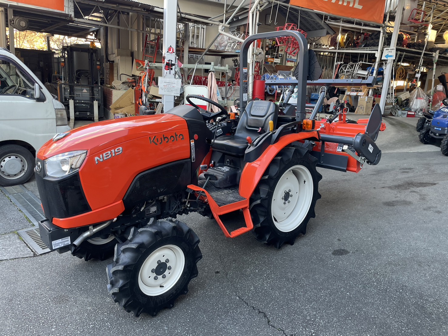 クボタ 中古トラクター NB19MARF14の商品画像1