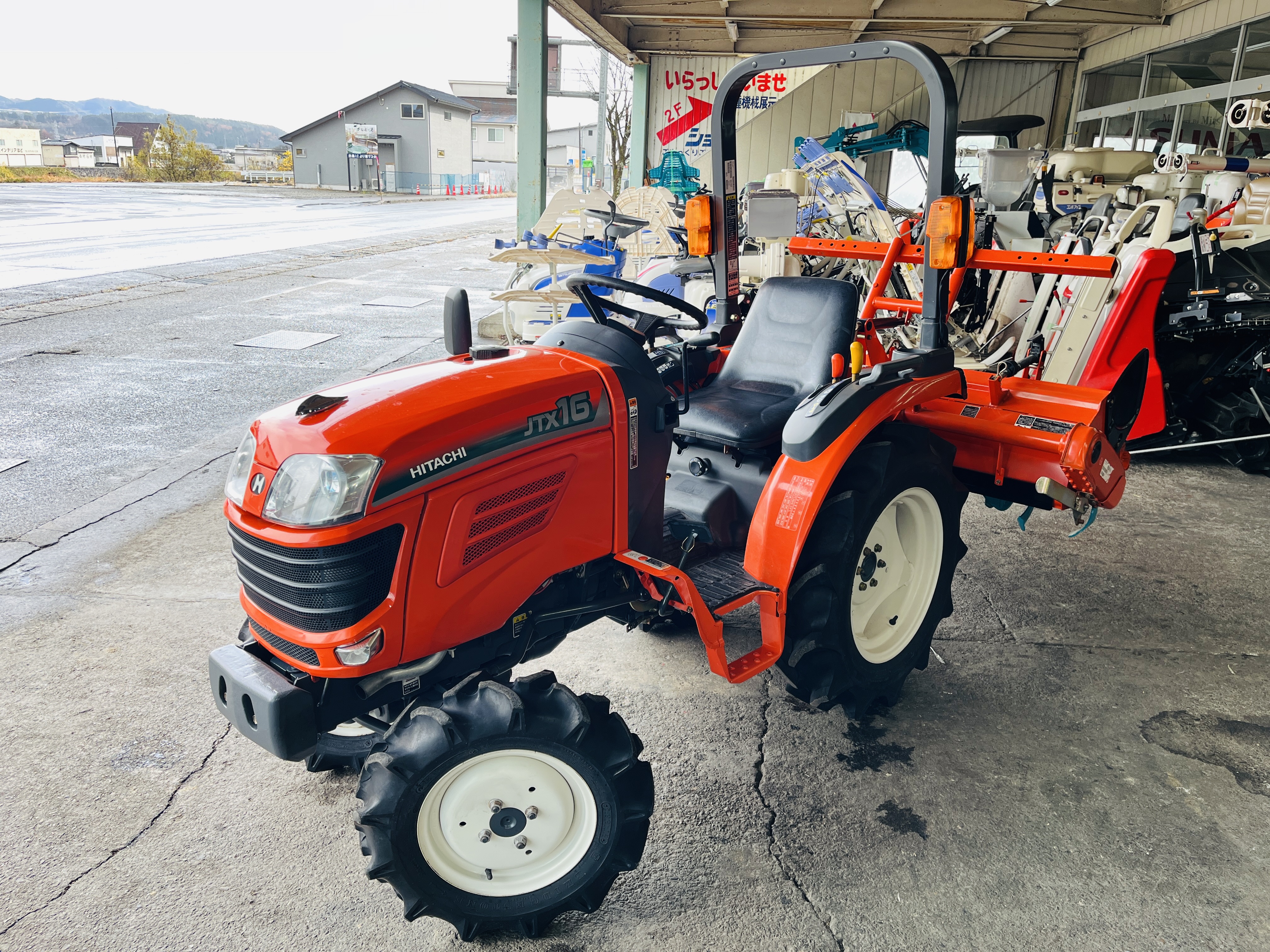 日立 中古トラクター JTX16の商品画像1