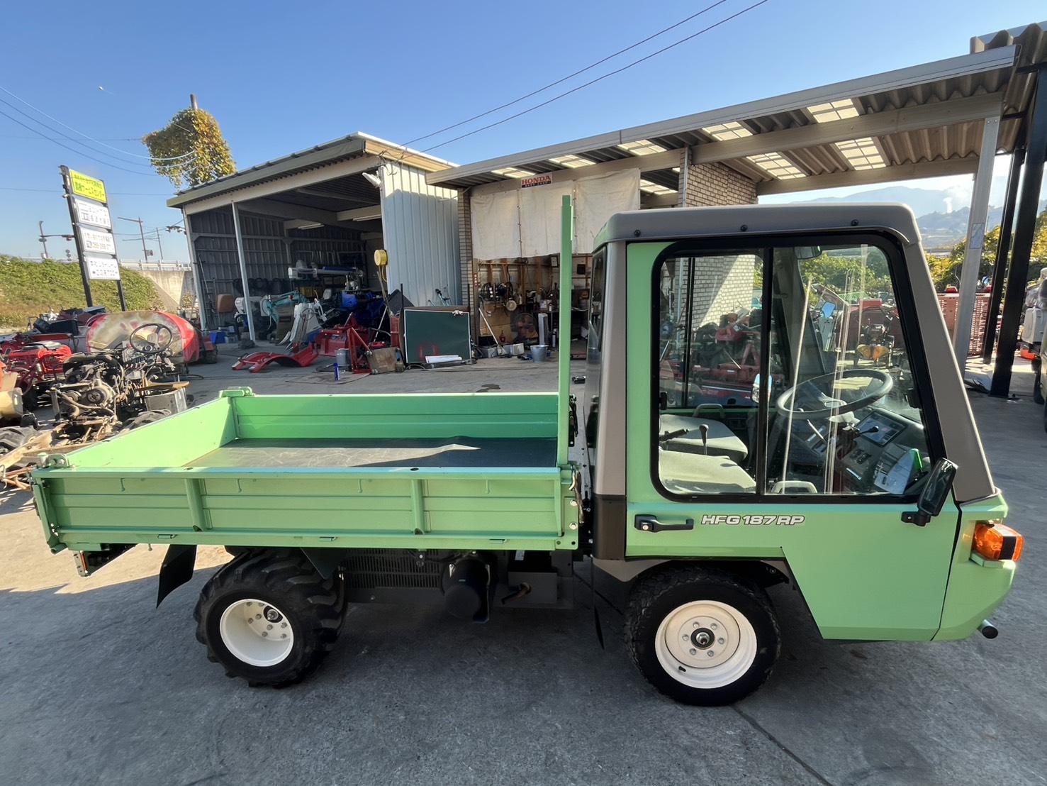 ヤンマー 中古運搬機 《HFG187RPC4WD》(SL-64)の商品画像2