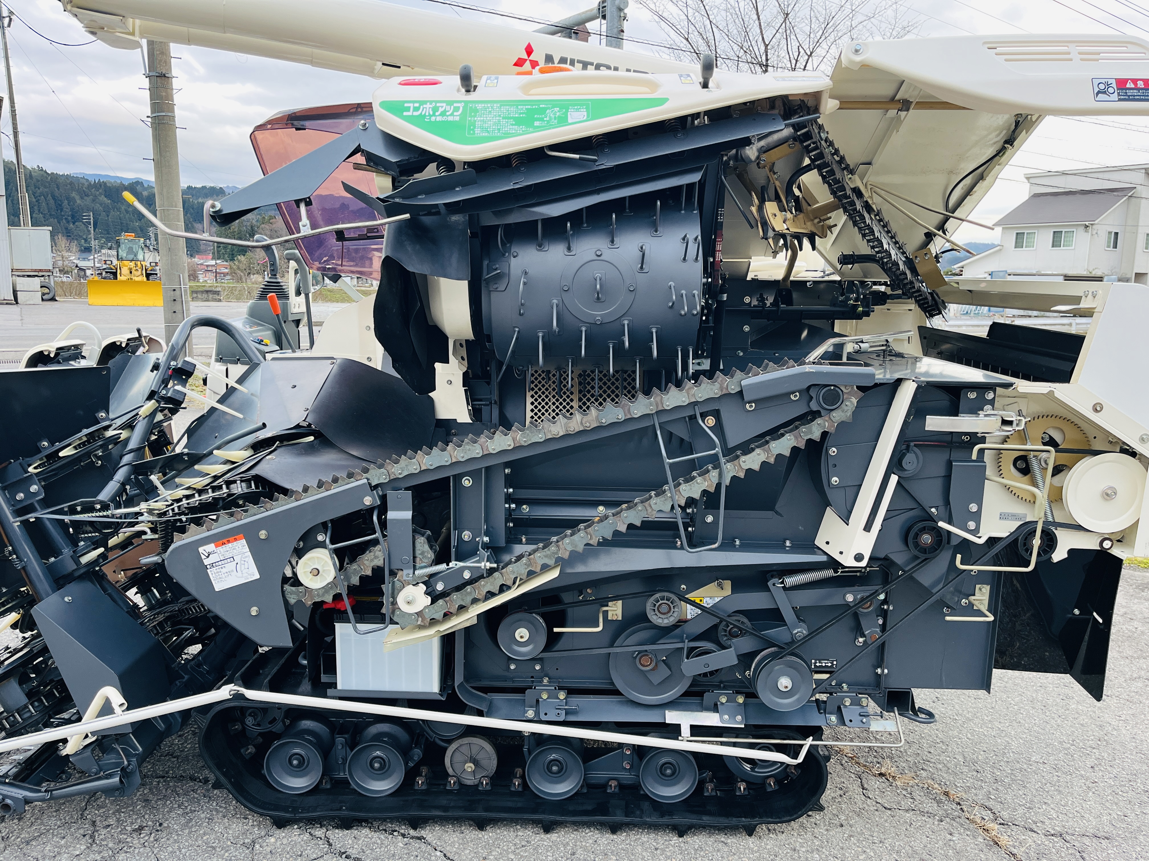 三菱マヒンドラ農機 中古コンバイン VS323の商品画像8