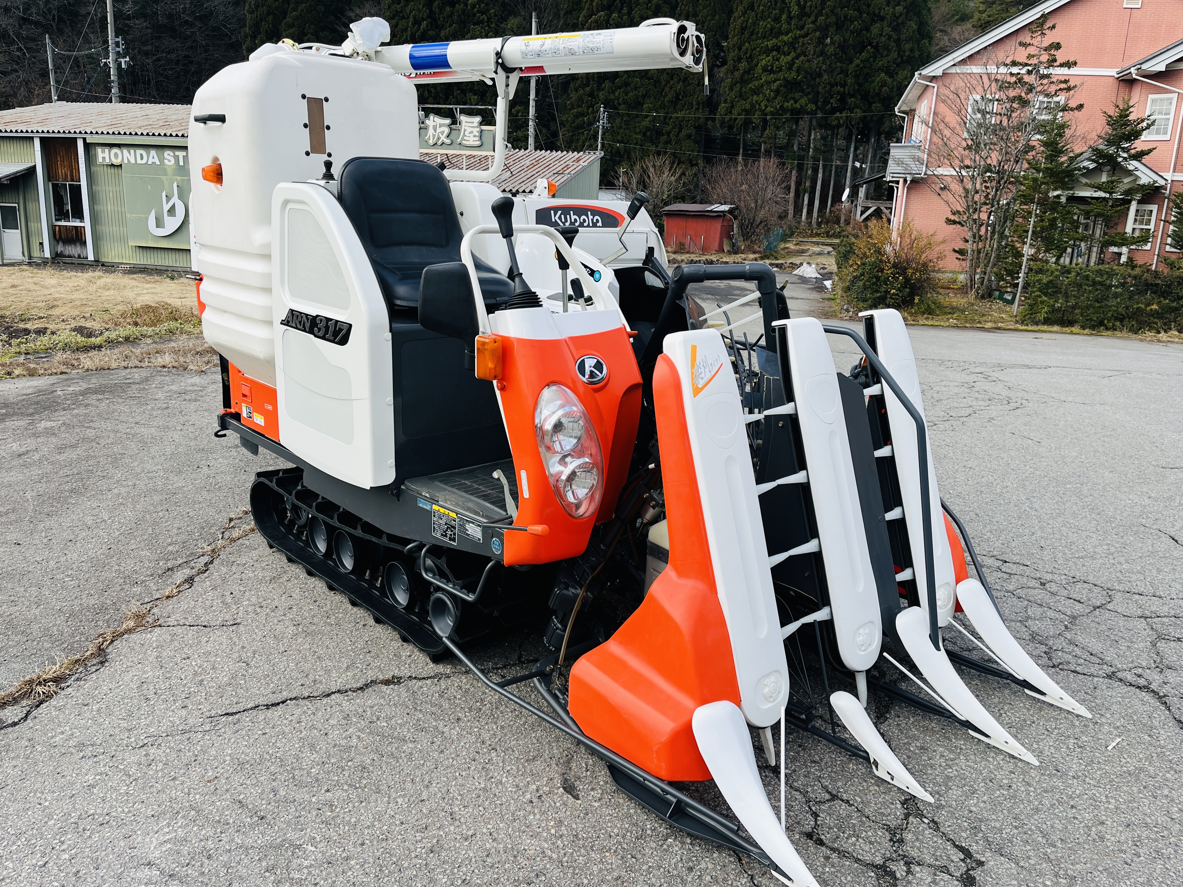 クボタ 中古コンバイン ARN317-GLWの商品画像2