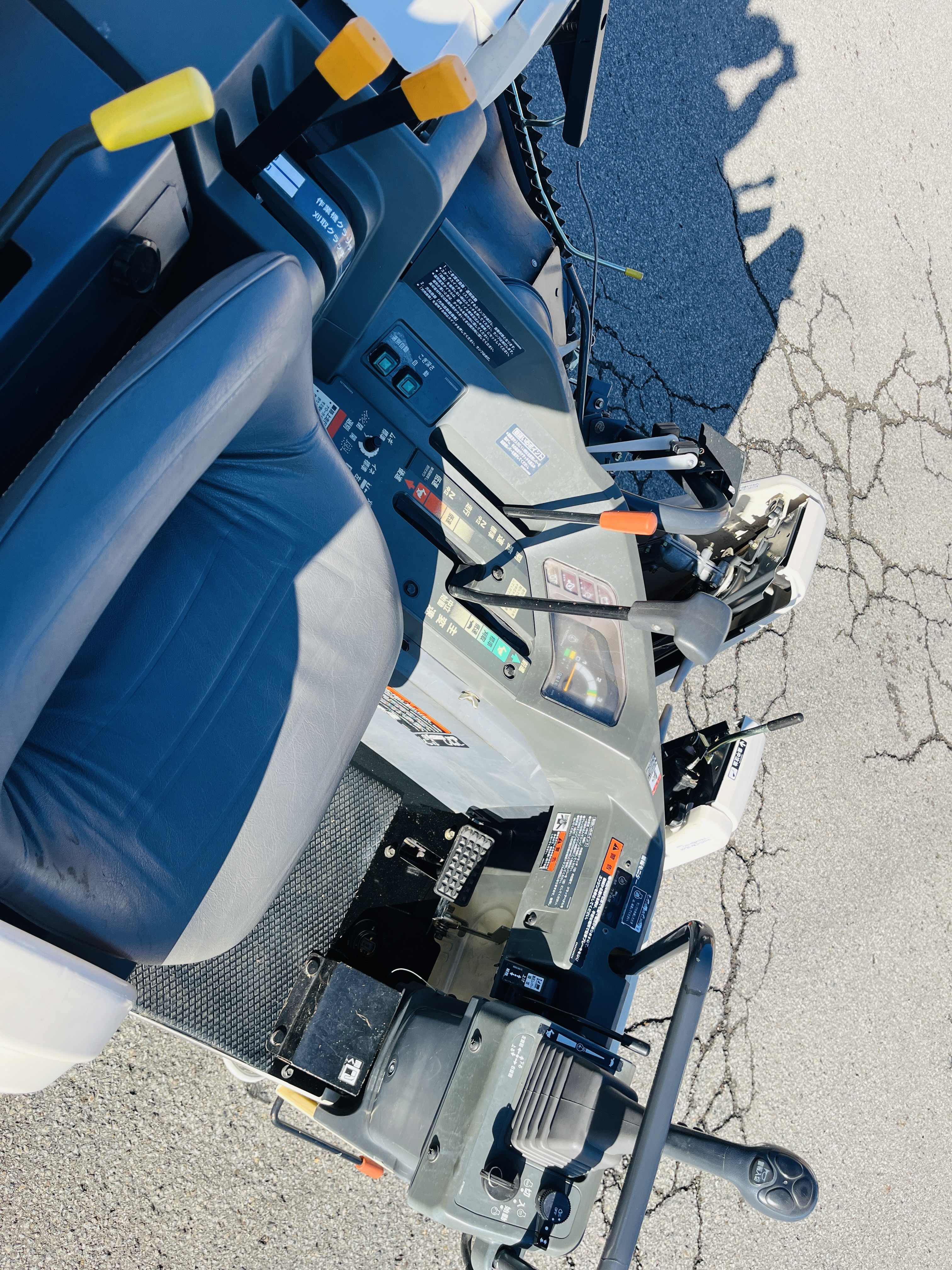 フジイコーポレーション 中古コンバイン VFS16 (VMS16)の商品画像9