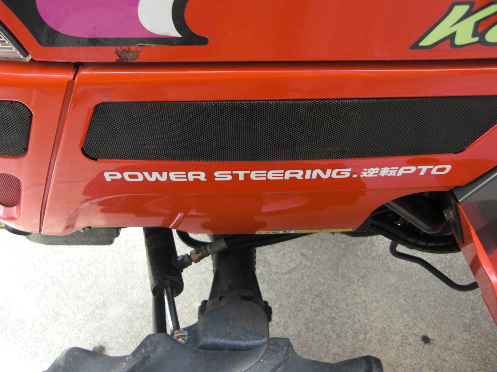 ヤンマー 中古トラクター Ke-60ABPUS4　小型フル装備 ！　低アワー機 ！の商品画像4