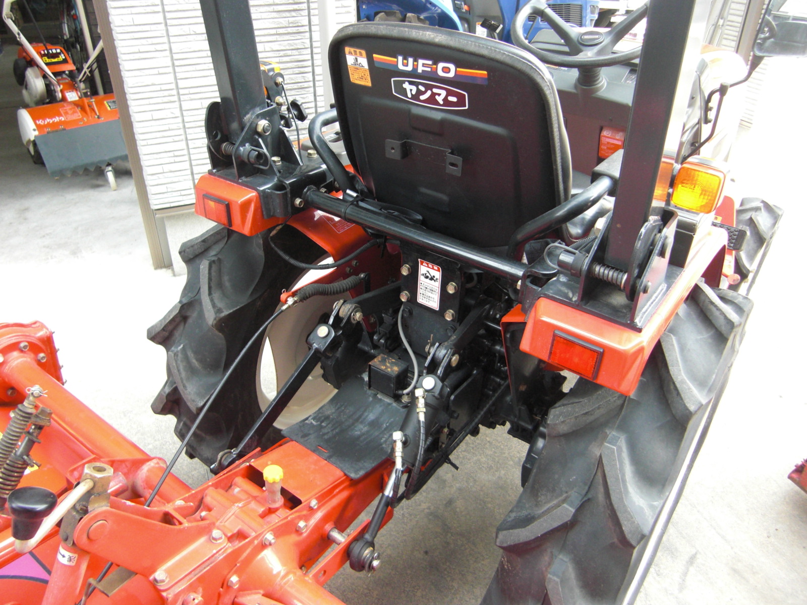 ヤンマー 中古トラクター Ke-60ABPUS4　小型フル装備 ！　低アワー機 ！の商品画像7