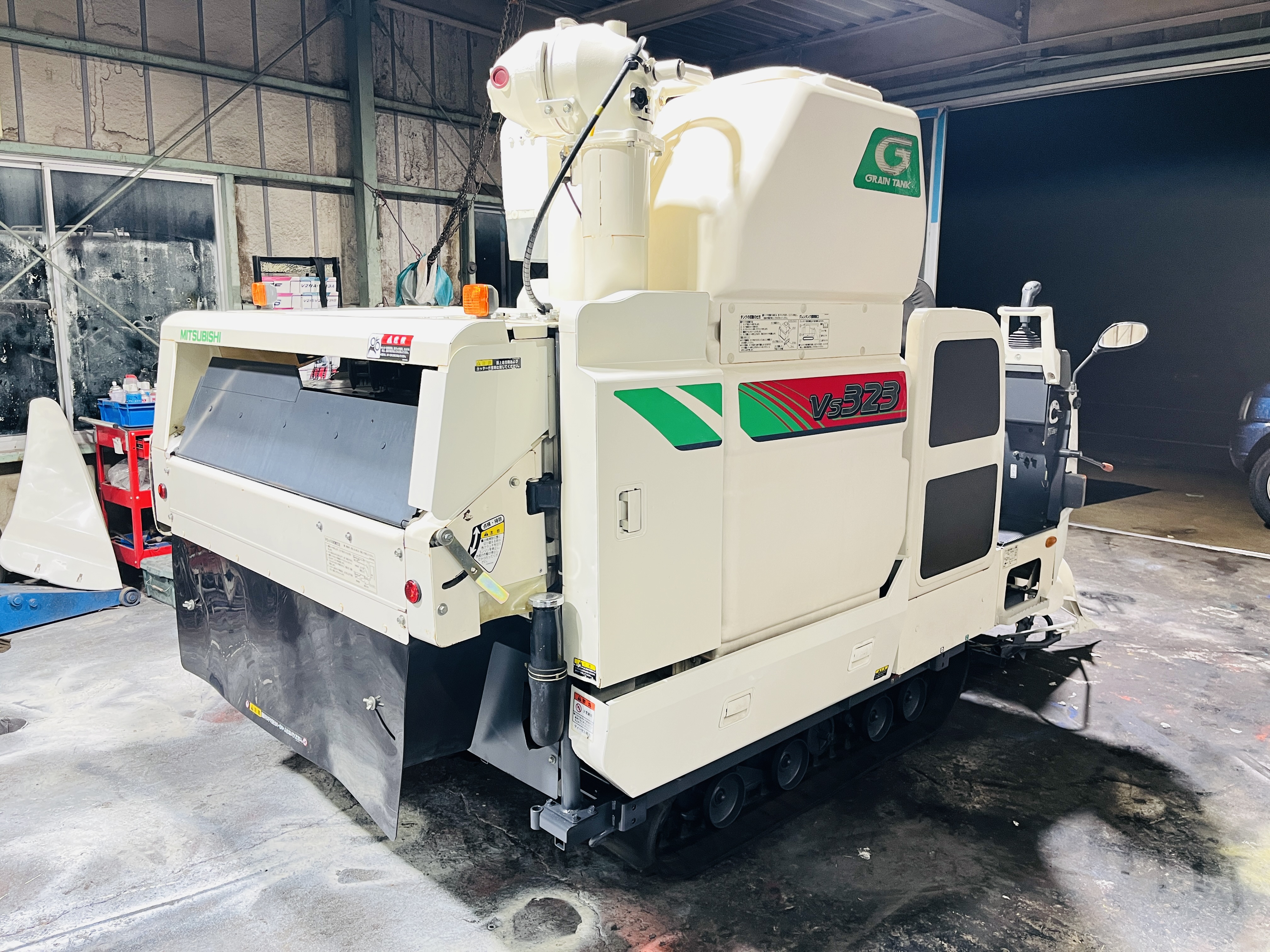 三菱マヒンドラ農機 中古コンバイン VS323の商品画像5