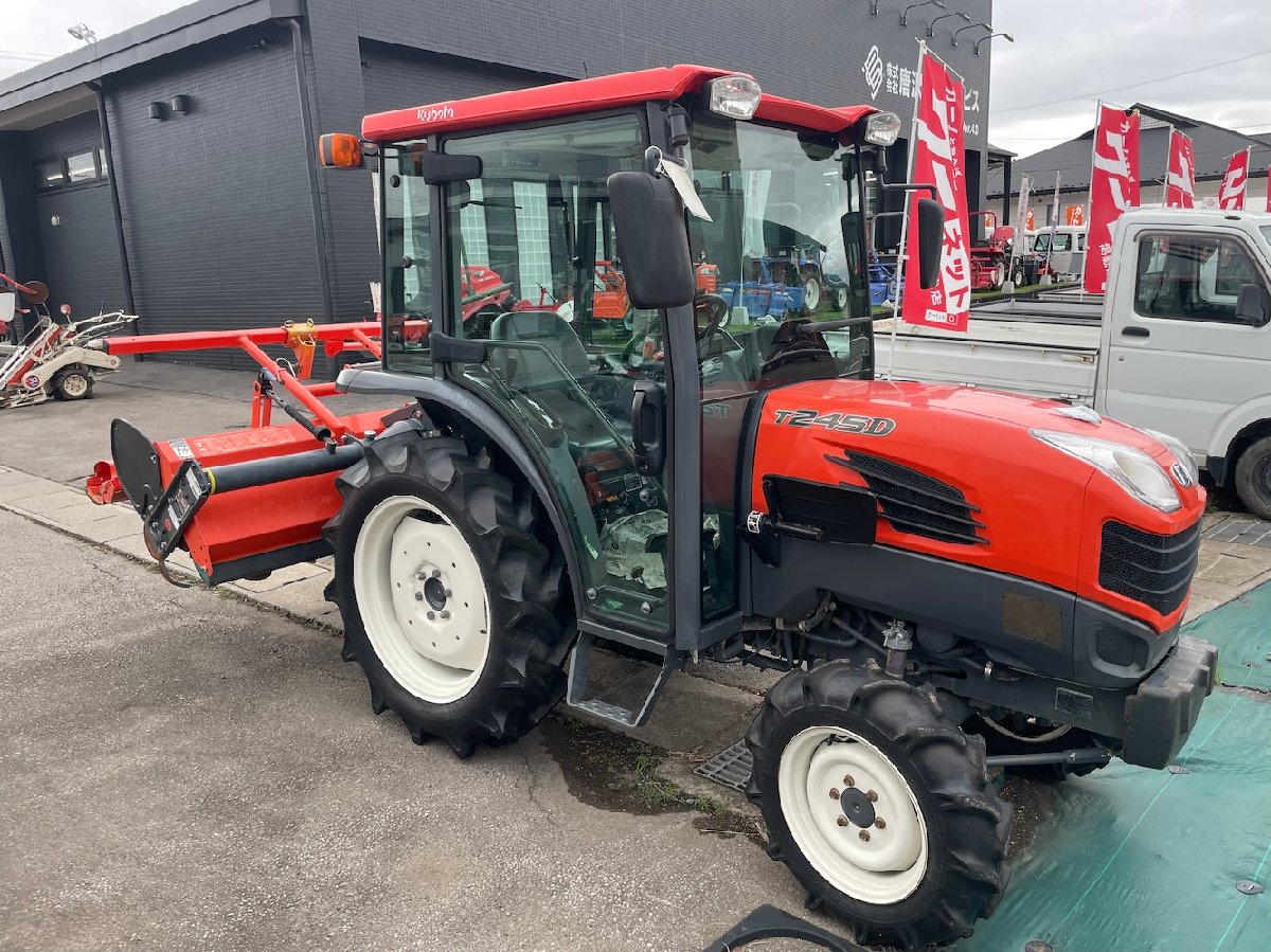  中古トラクター 【整備待ち】美品 クボタ トラクター T245DF 機体寸法:2845×1310×1960 馬力24ps 使用燃料:軽油