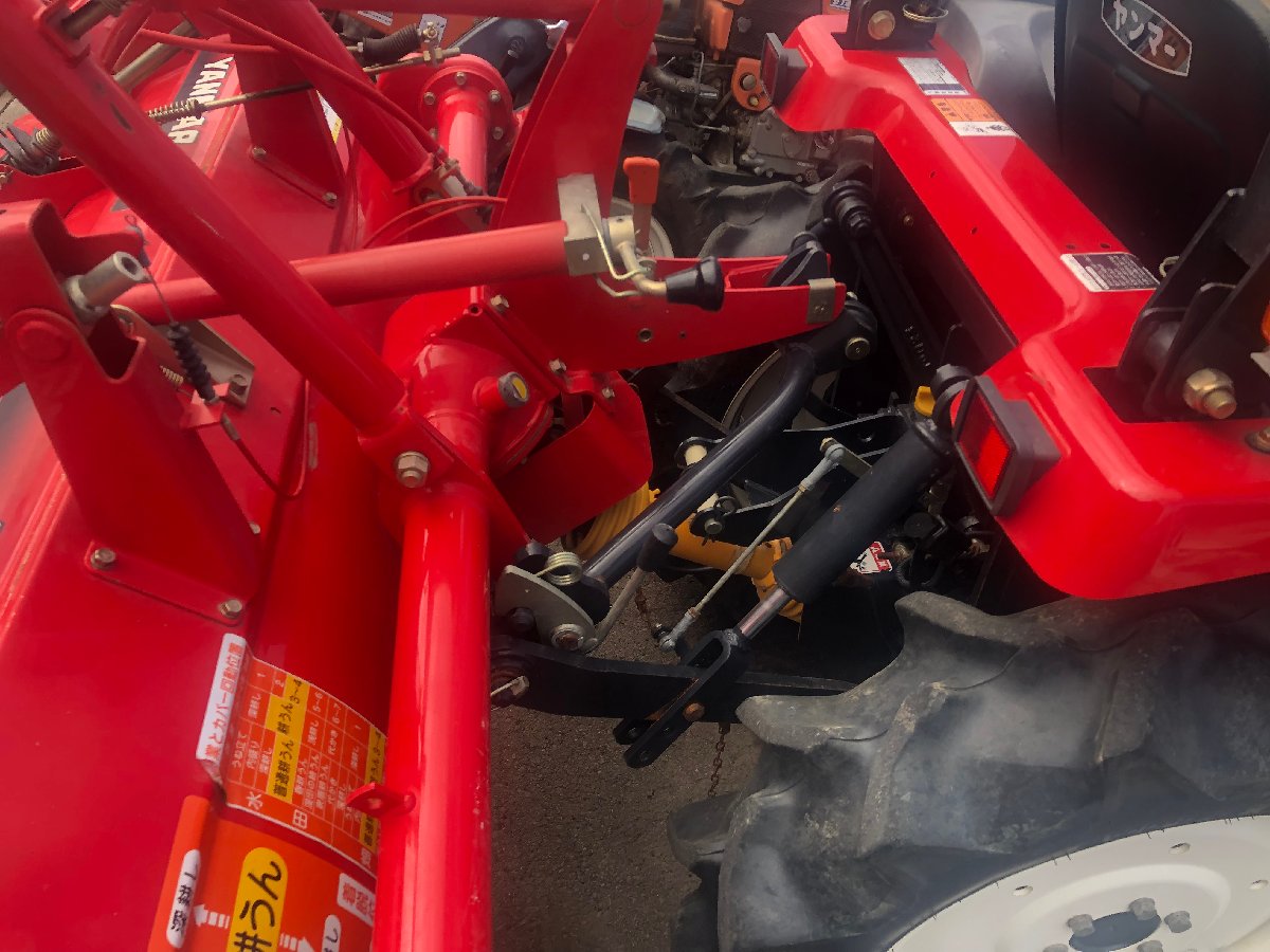  中古トラクター ヤンマー トラクター EF116 機体寸法:2660×1075×1890(mm) 出力16ps 燃料/容量 :ディーゼル軽油/27Lの商品画像4