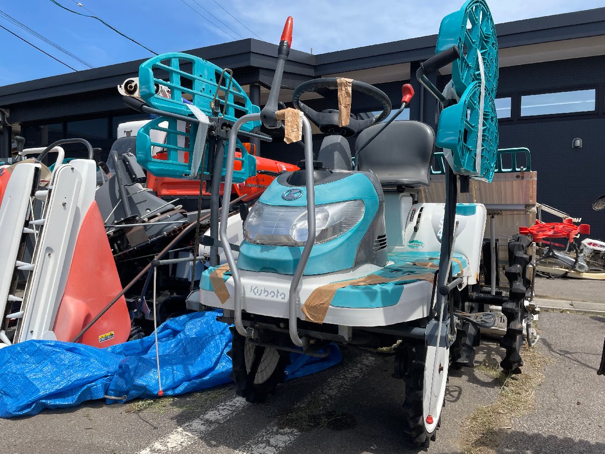 クボタ 中古田植機 1782 クボタ 乗用田植機 SPU45P: 長さ×幅×高さ2360ｍｍ×1610ｍｍ×1300ｍｍ