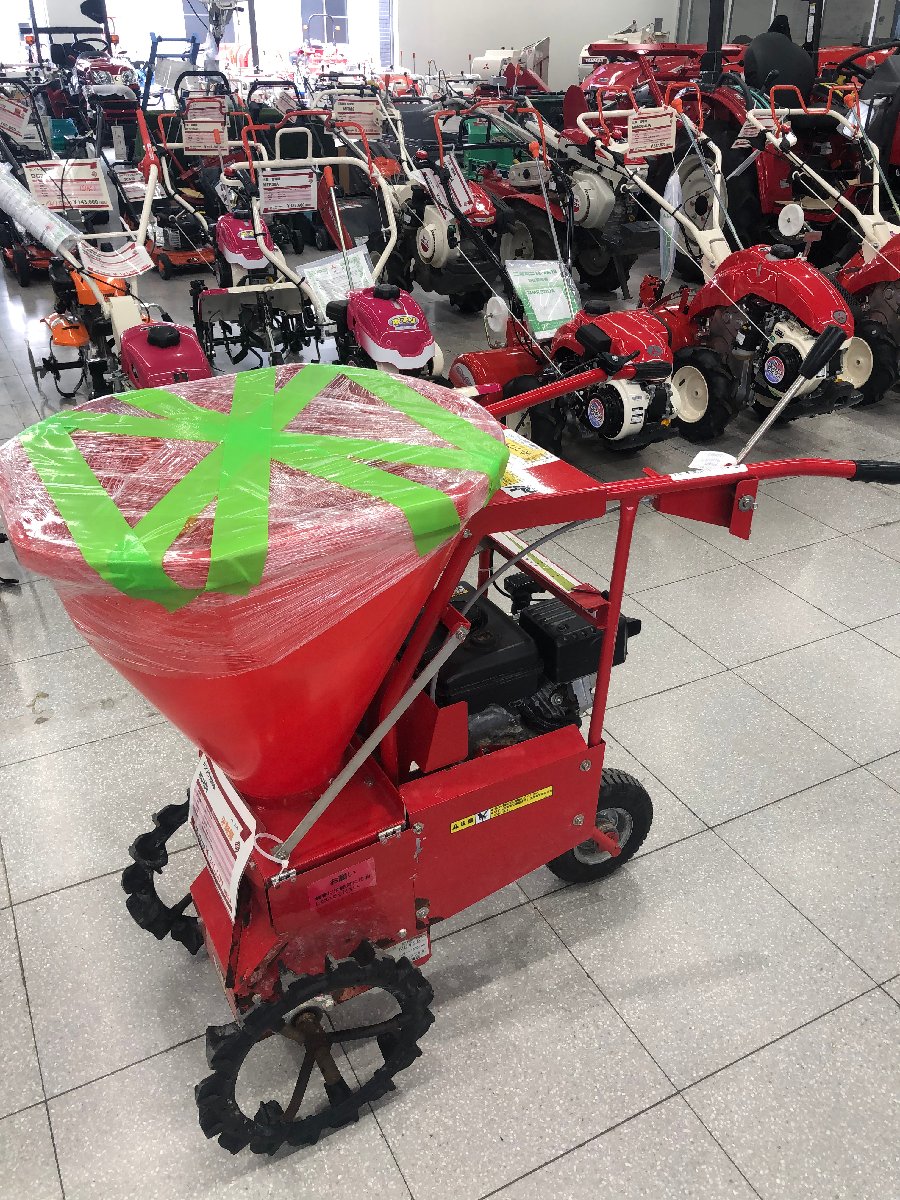  トラクター用肥料散布機 カンリウ 散布機 MU400 機体寸法:106×54×92/45kg タンク容量40L 走行:ミッション前進1段の商品画像2