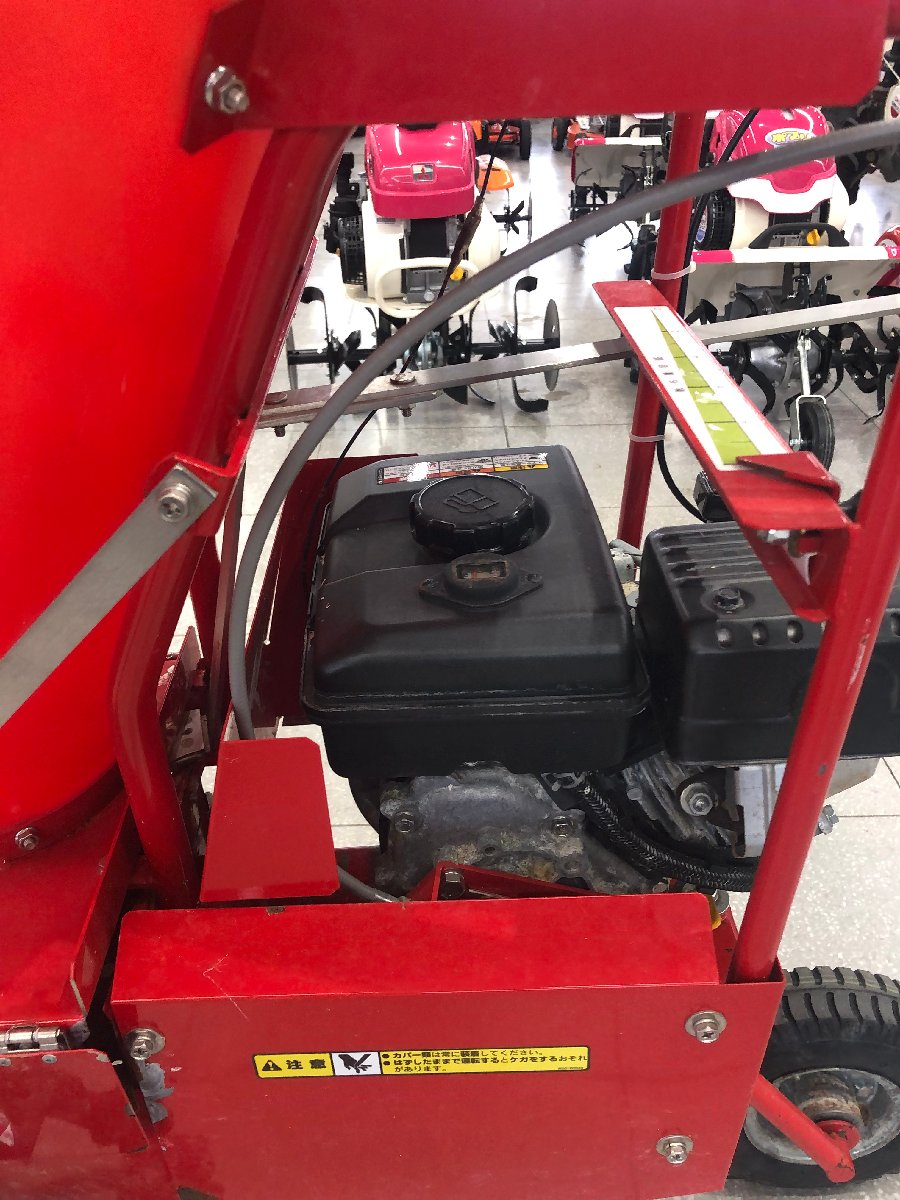  トラクター用肥料散布機 カンリウ 散布機 MU400 機体寸法:106×54×92/45kg タンク容量40L 走行:ミッション前進1段の商品画像3