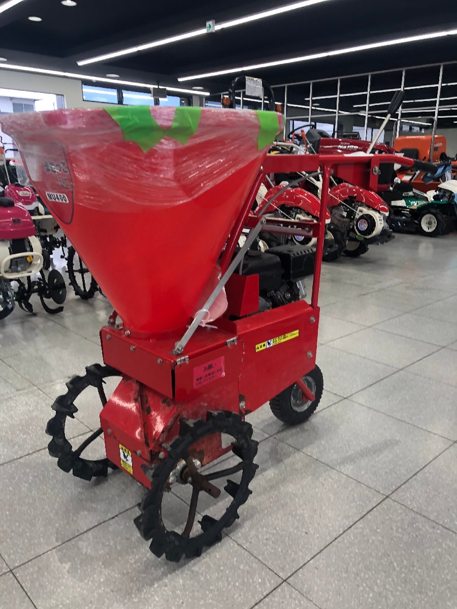  トラクター用肥料散布機 カンリウ 散布機 MU400 機体寸法:106×54×92/45kg タンク容量40L 走行:ミッション前進1段の商品画像8